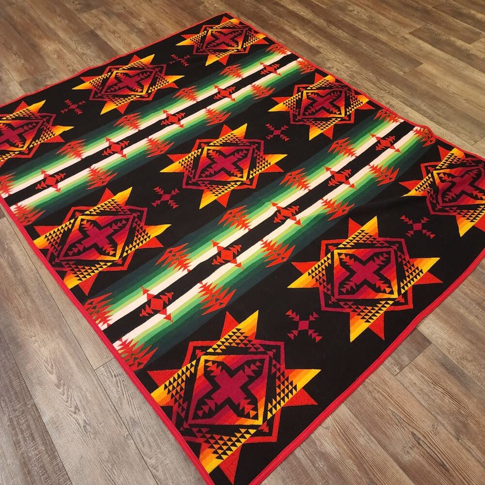 Pendelton "Caliente" Vibrant Red Blue Reversible Wool blanket 76" x 64" EUC - Picture 8 of 10